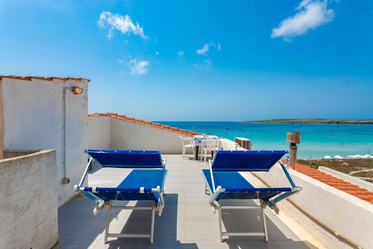 Appartamento Fronte Mare - Waterfront Apartment Putzu Idu Exteriör bild